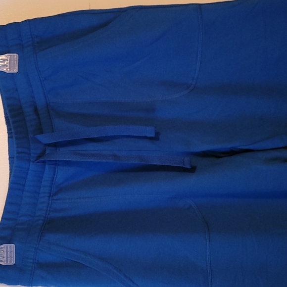 Plus size Capris - Picture 3 of 3